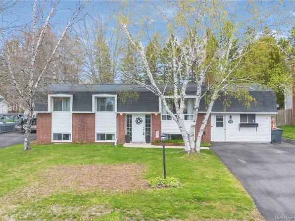 50 William St, Fredericton, NB E3A 4V8
