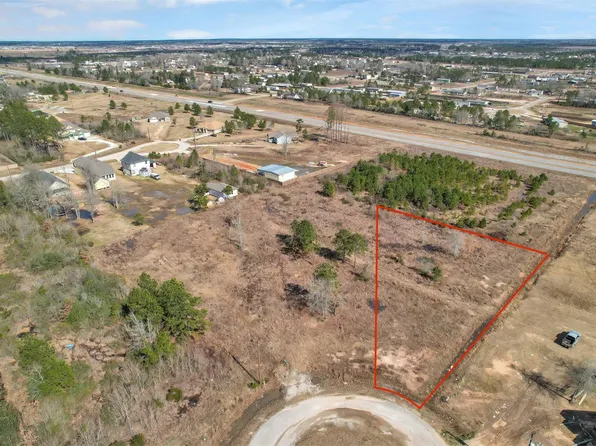 72 Road 5136, Cleveland, TX 77327