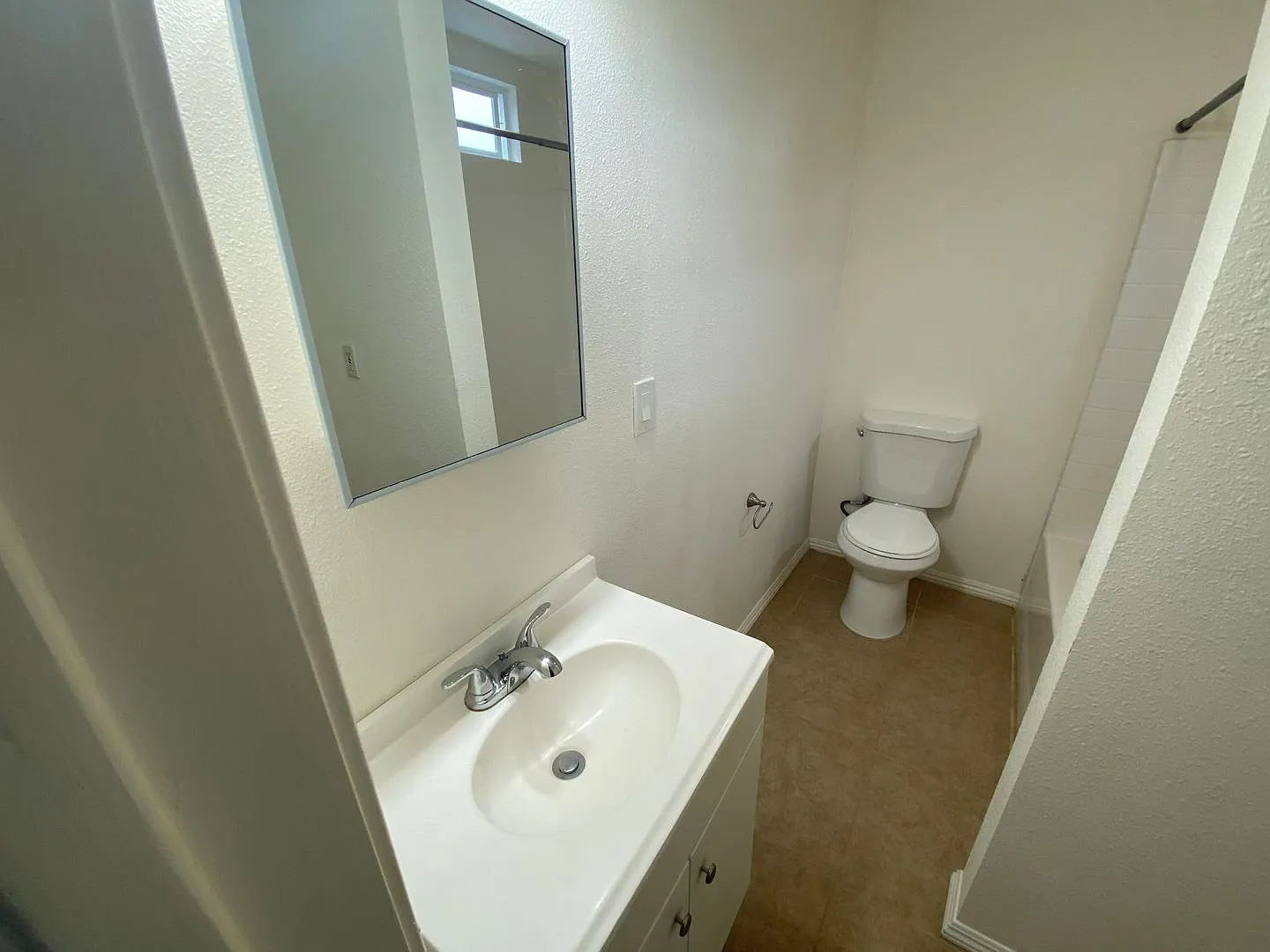 421 E. Mill #A-Studio — Photo 4