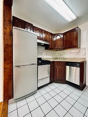 Rented by Corcoran | media 9