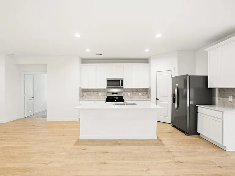 30615 Skye Villa Ln — Photo 12