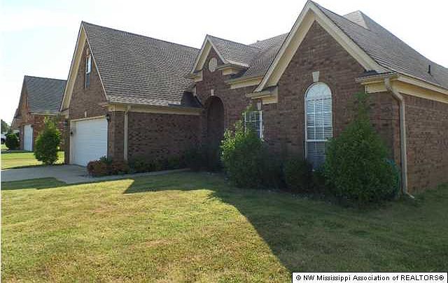1st image of 4077 Louden Dr
