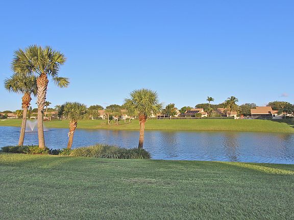 2nd image of 221 River Park Drive