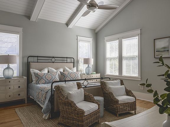 4th image of 38 Shore Bridge Cir