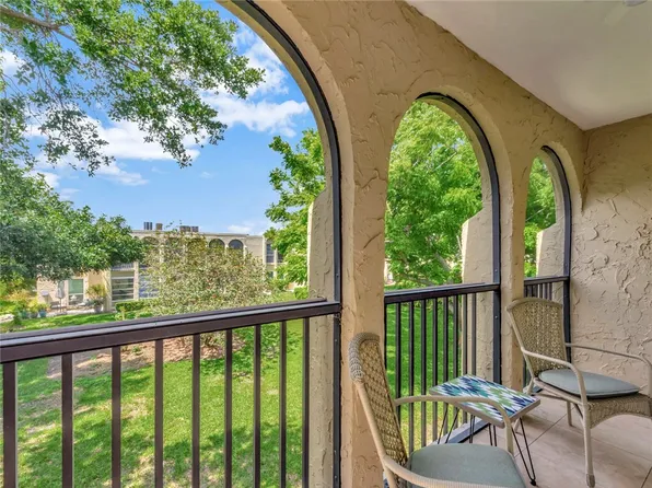 835 18th St APT 402, Vero Beach, FL 32960