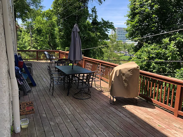 6 Woodmont Rd — Photo 9