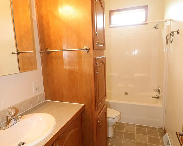 2120 Thompson Dr — Photo 20