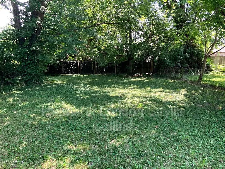 8708 Granada Pl — Photo 10