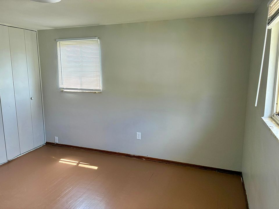 1st image of 144 General Braddock Dr