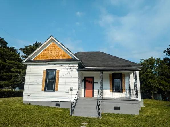 1207 Lee St, Chickamauga, GA 30707