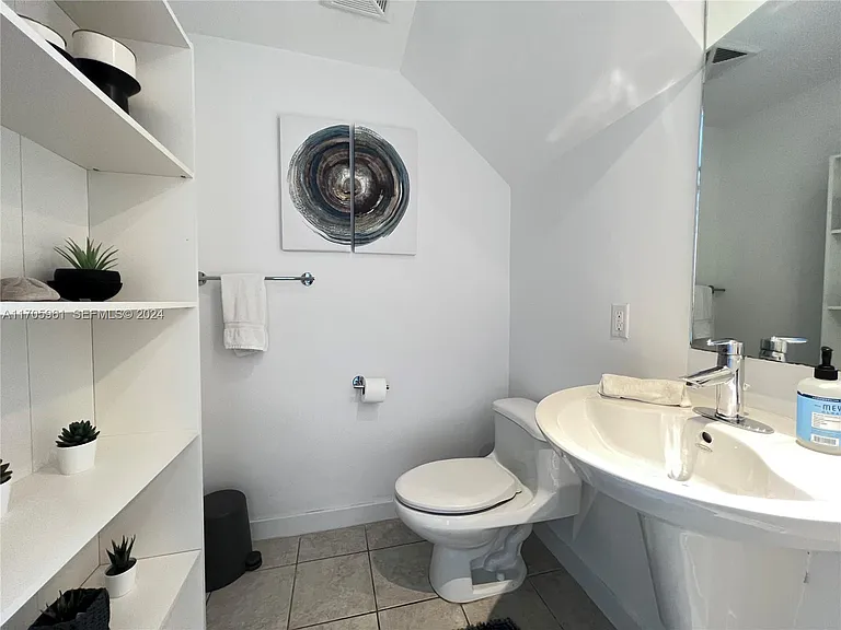 60 SW 13th St #1109 — Photo 15