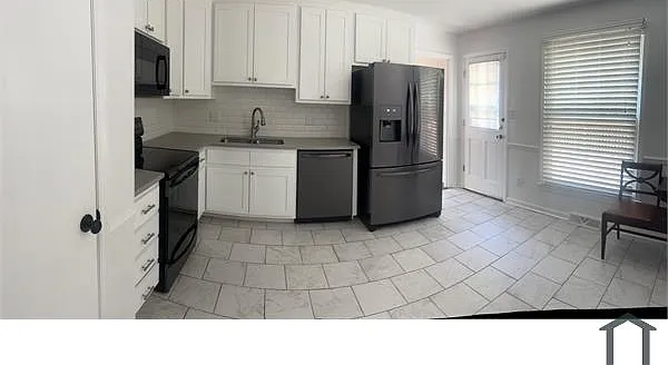 7900 Meadowdale Ln — Photo 8