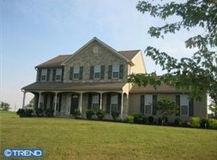 72 Roma Ln, Cochranville, PA 19330