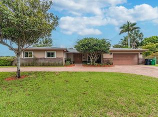 11720 SW 104th Ave, Miami, FL 33176