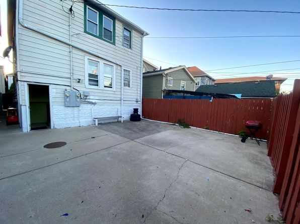 125 N 22nd Ave, Melrose Park, IL 60160