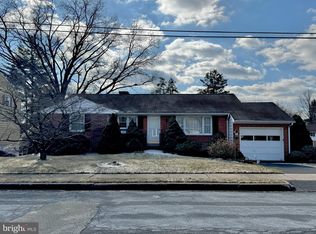 34 Stauffer Dr, Boyertown, PA 19512