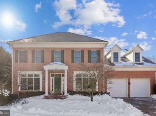 26 Sandalfoot Ct, Potomac, MD 20854