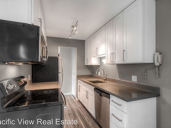 3rd image of 611 12th Ave E APT 301