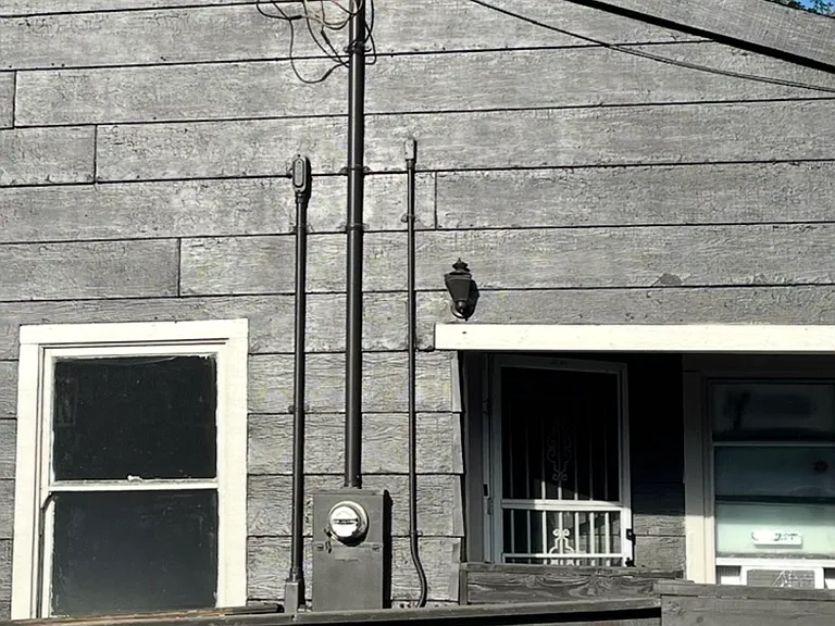 1st St — Photo 9