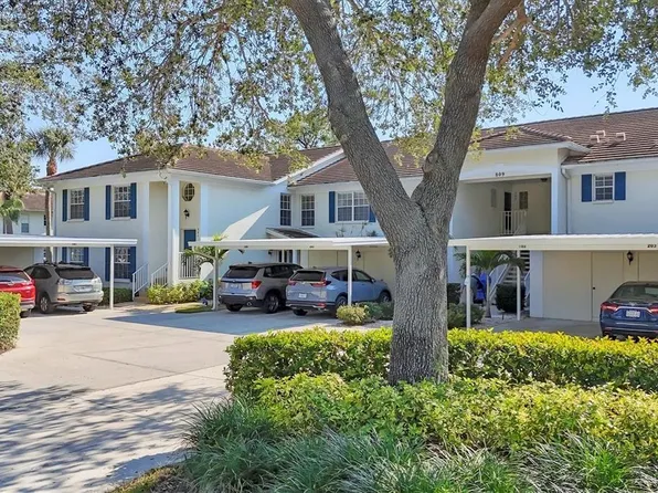 809 Montrose Dr Unit 203, Venice, FL 34293