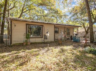 124 Seagrove Ln, Quinlan, TX 75474