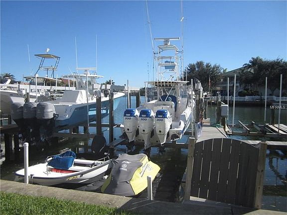 2nd image of 737 Pinellas Bayway S APT 105