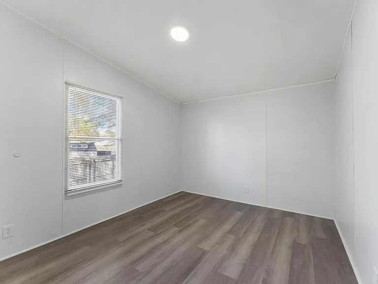 150 Pegasus Ct — Photo 16