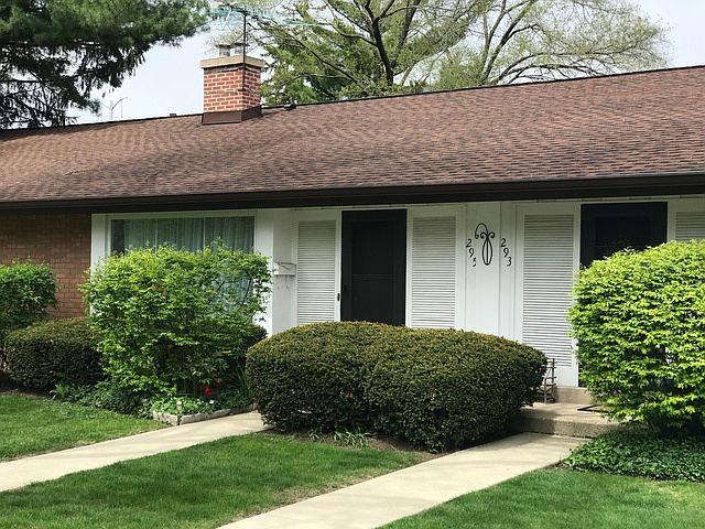 1st image of 295 Crestwood Vlg