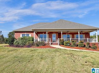 952 6th St, Pleasant Grove, AL 35127