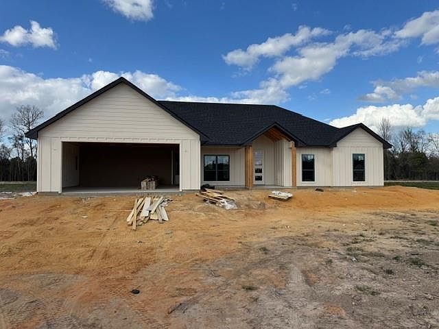 1st image of 235 Salem Ridge Dr