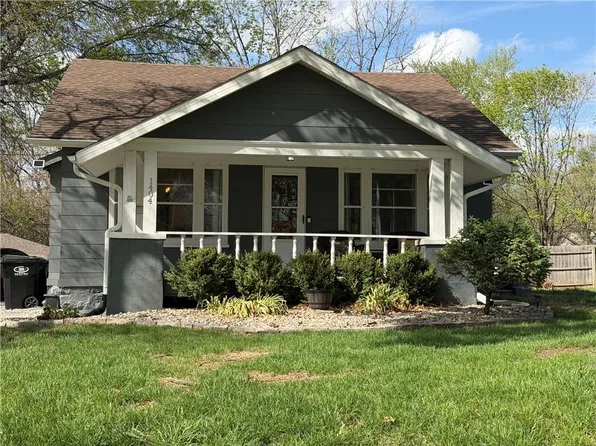 1404 W College St, Independence, MO 64050