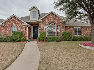 2102 Mapleview Dr, Garland, TX 75042