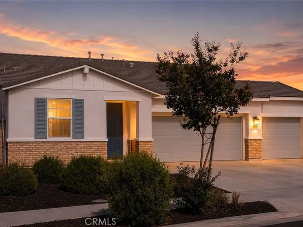 1919 Rodeo Dr, Hemet, CA 92545