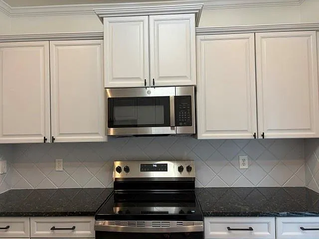 1044 Liberty Pkwy NW — Photo 9