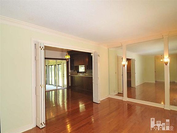 4th image of 6243 Turtle Hall Dr