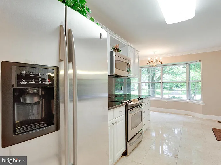 10522 Brevity Dr — Photo 9