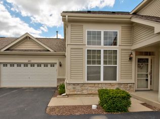 1871 Chase Ln, Aurora, IL 60502