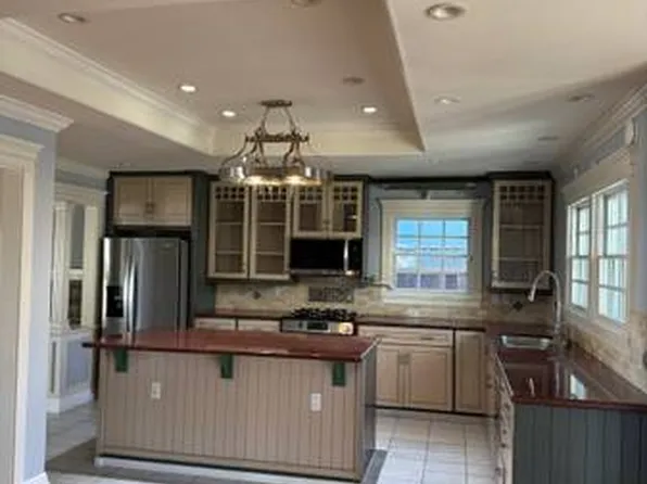 1792 Juniper Ave, San Bruno, CA 94066