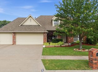 11212 N 131st East Pl, Owasso, OK 74055