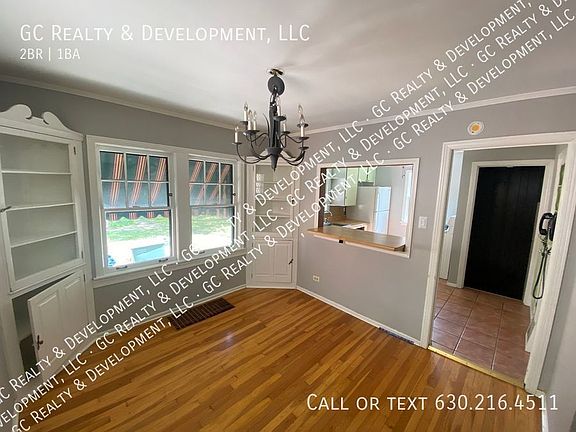 3rd image of 9211 S Sawyer Ave