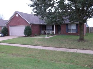 706 Pleasant Woods Dr, Marion, AR 72364