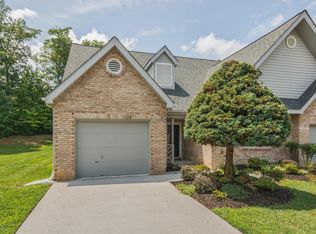 3505 Laurel View Rd, Knoxville, TN 37917