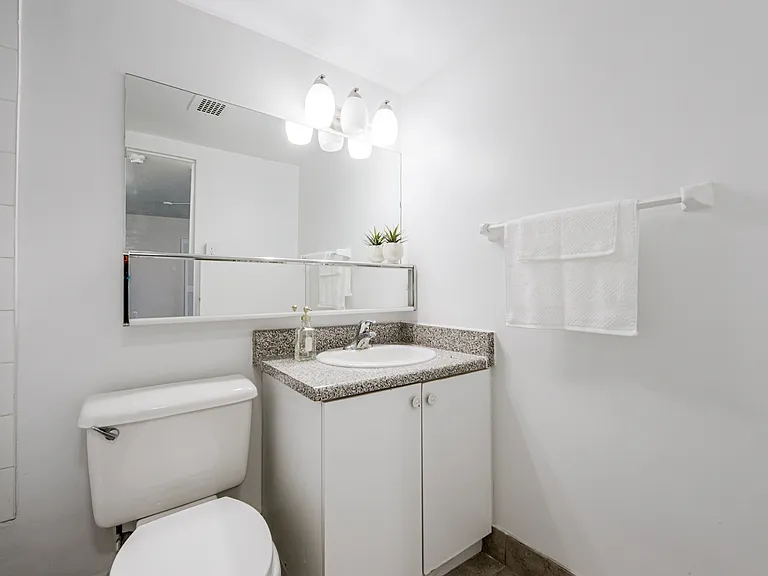 125 Neptune Dr — Photo 13