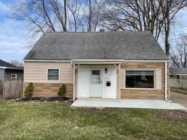 3331 Grant St, Lorain, OH 44052