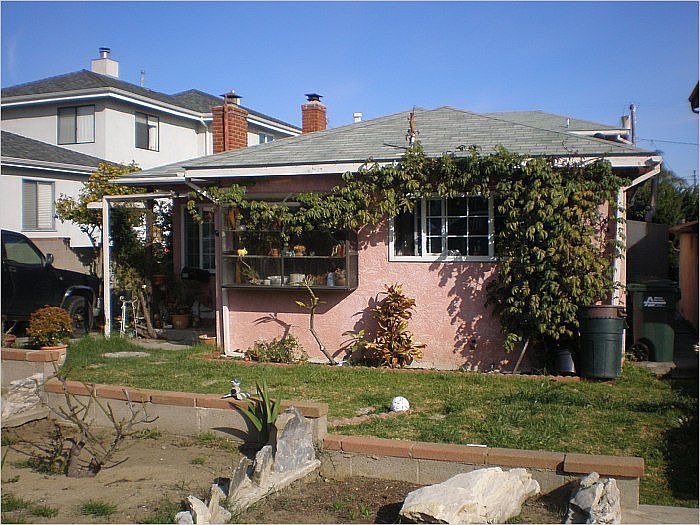 1st image of 859 Avenue B