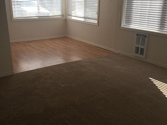 2nd image of 9707 Newgrove Ave SW Unit 4