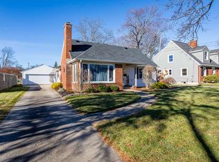 1010 S Thompson St, Jackson, MI 49203