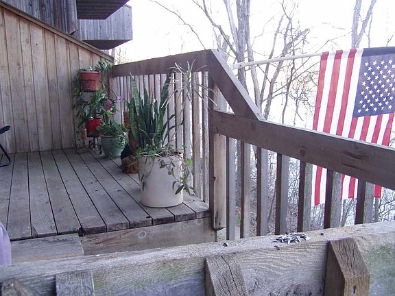 3rd image of 9363 S Pointe Lasalles Dr
