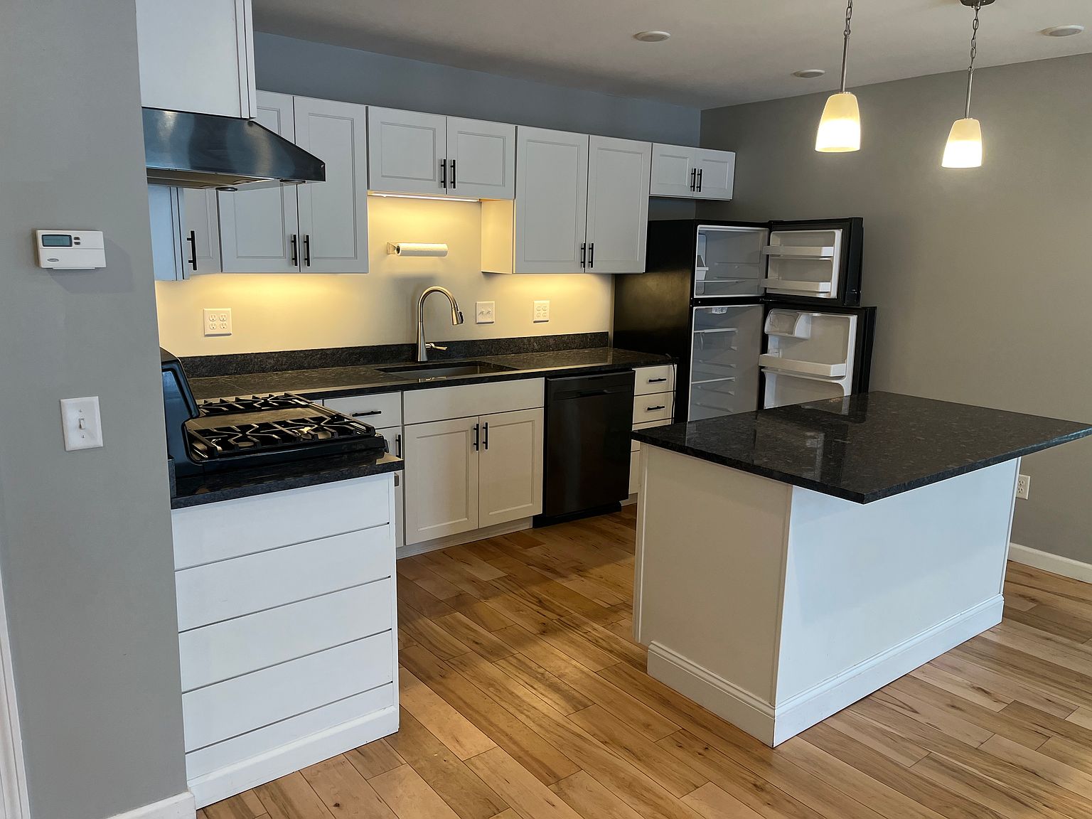 215 Elmwood Ave Unit 2, Burlington, VT 05401 | Zillow