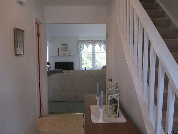 5th image of 41 Grant Hill Ct